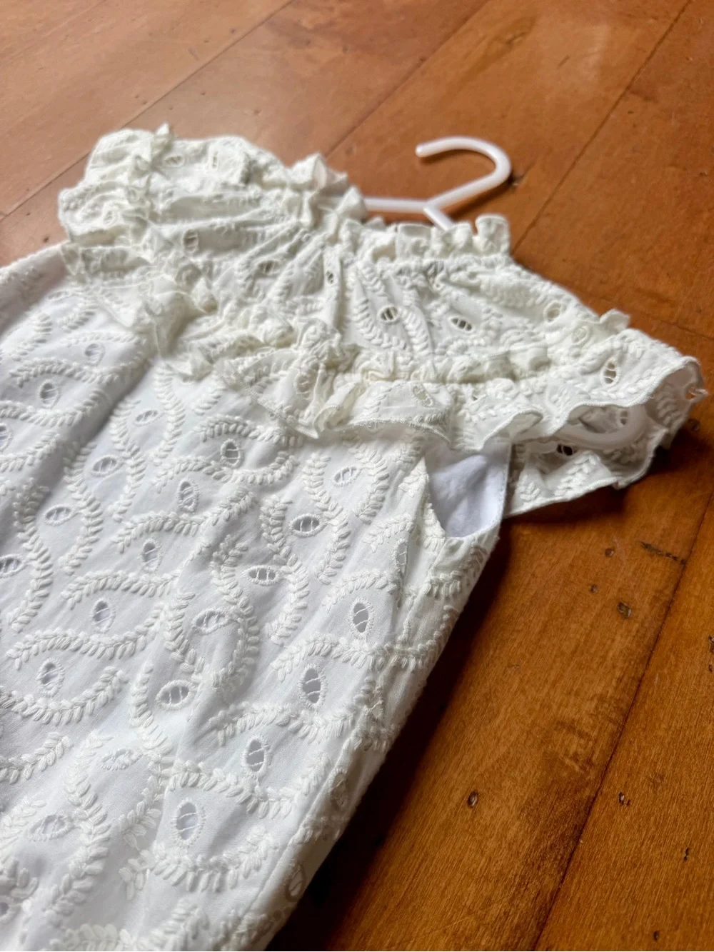 Nueces Classic White Eyelet Ruffle Baby Bubble